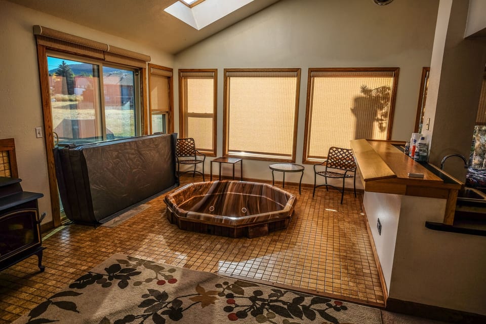 Hot tub