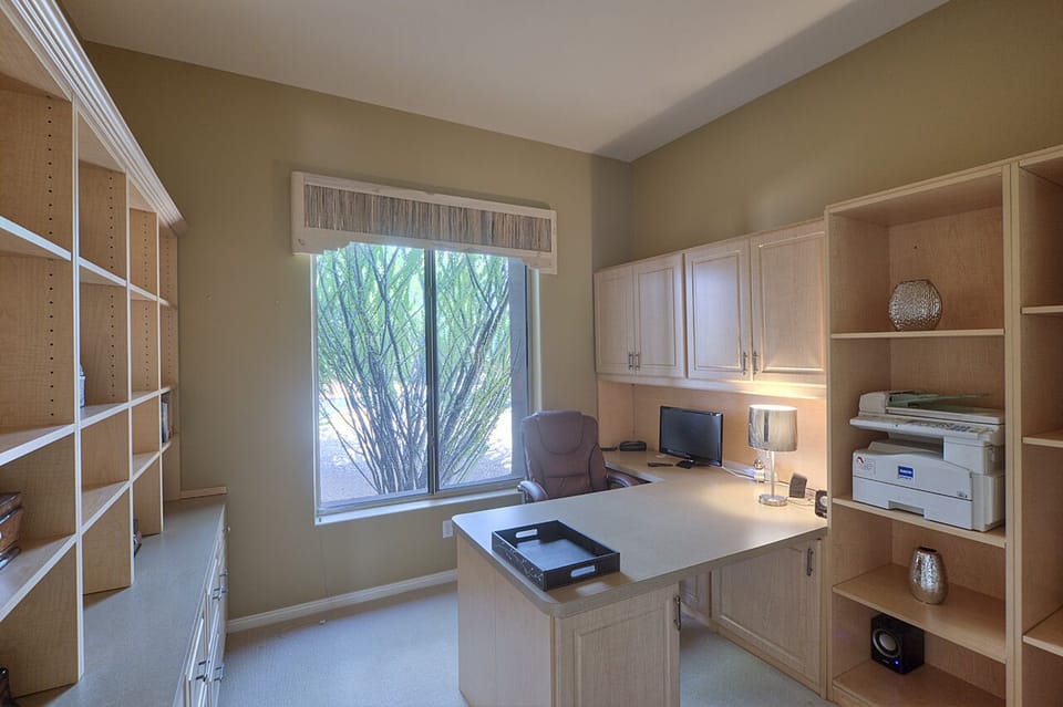 4th Bedroom/Office with closet