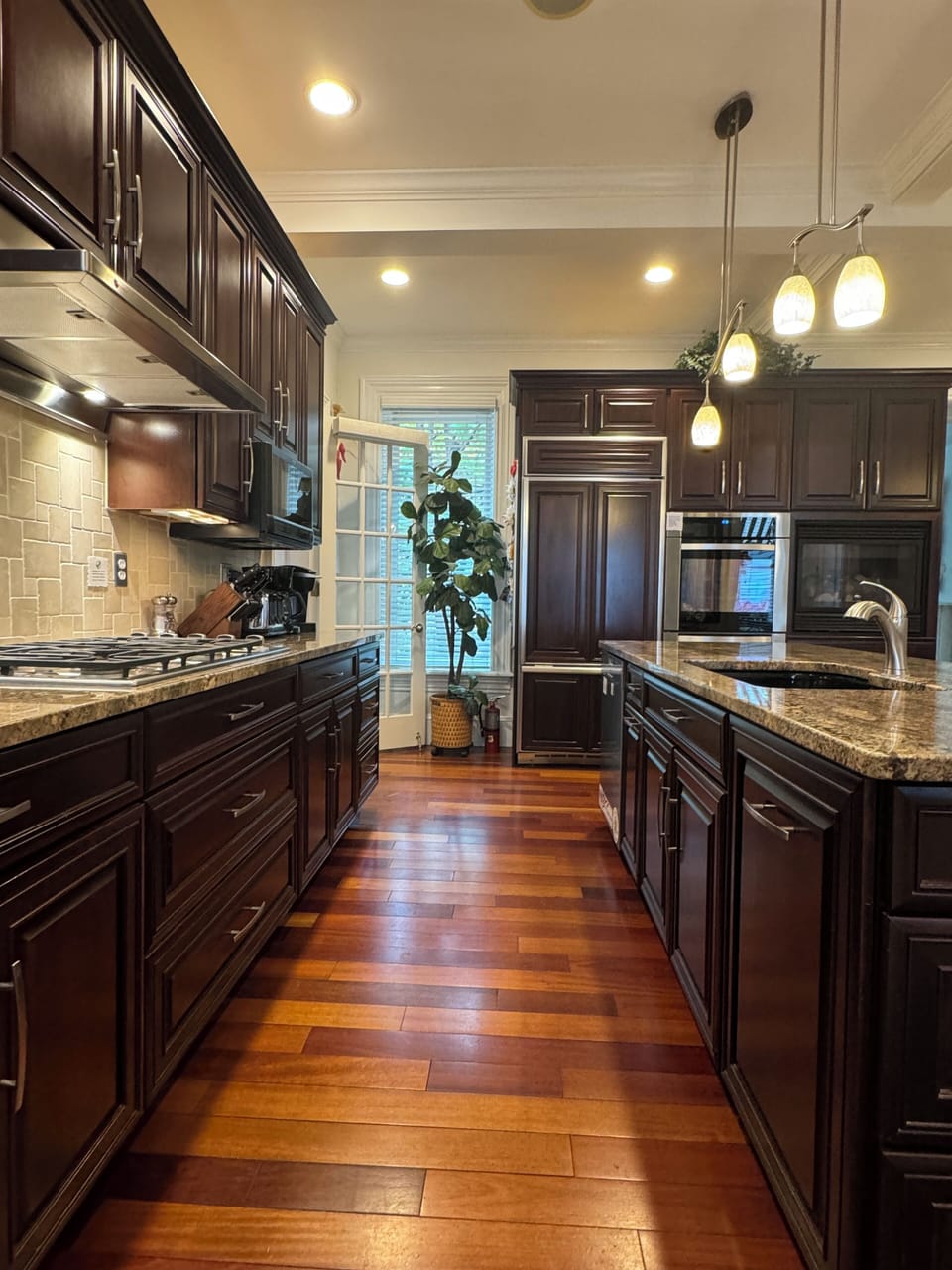 Gorgeous Kitchen with all Amenities