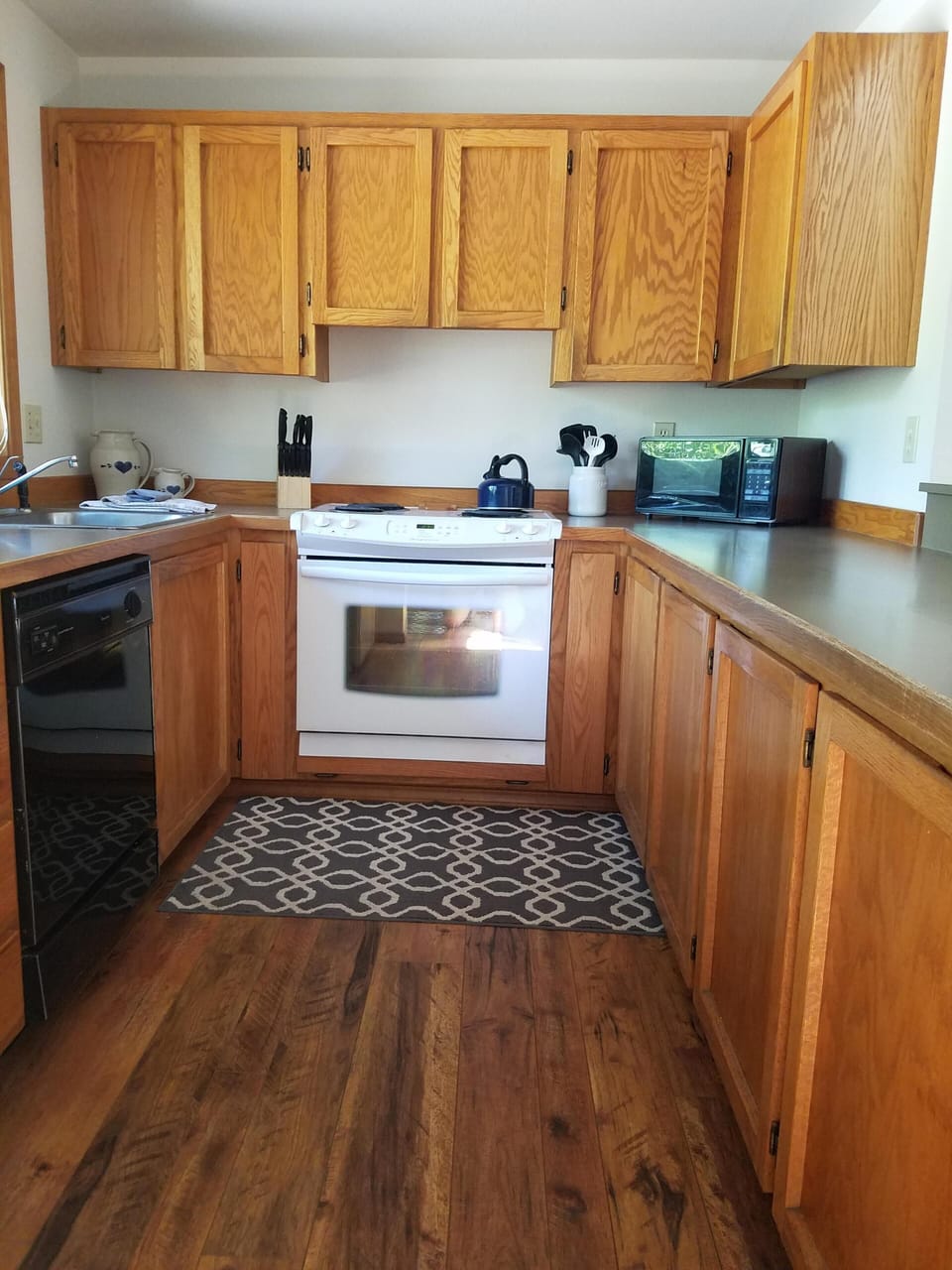 Quelah 70 kitchen