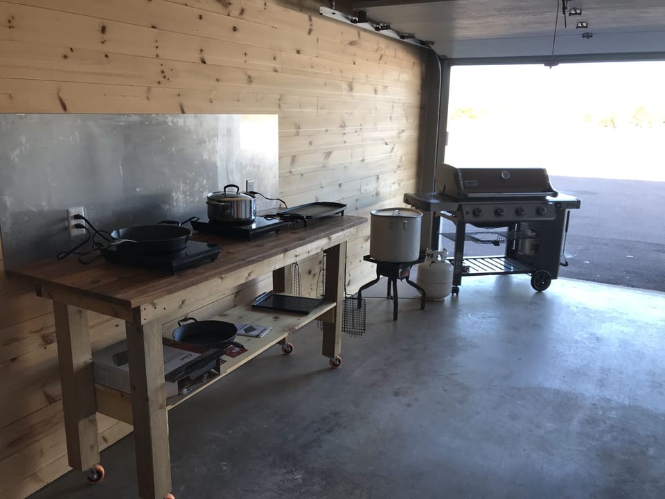 Outdoor cook station