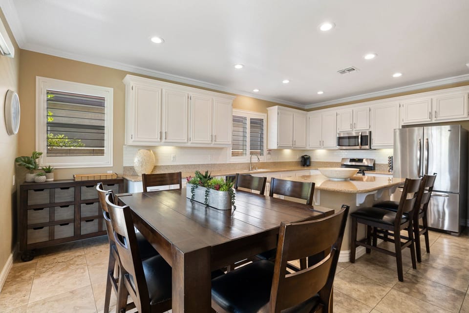 Fully equipped kitchen