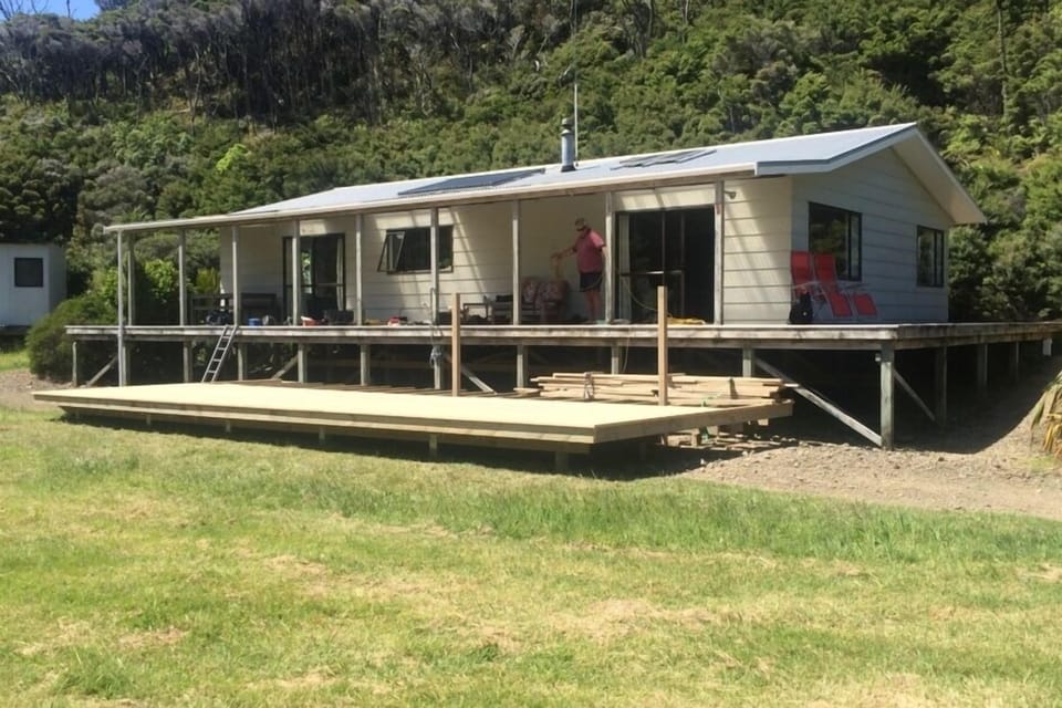 House - new deck in flight