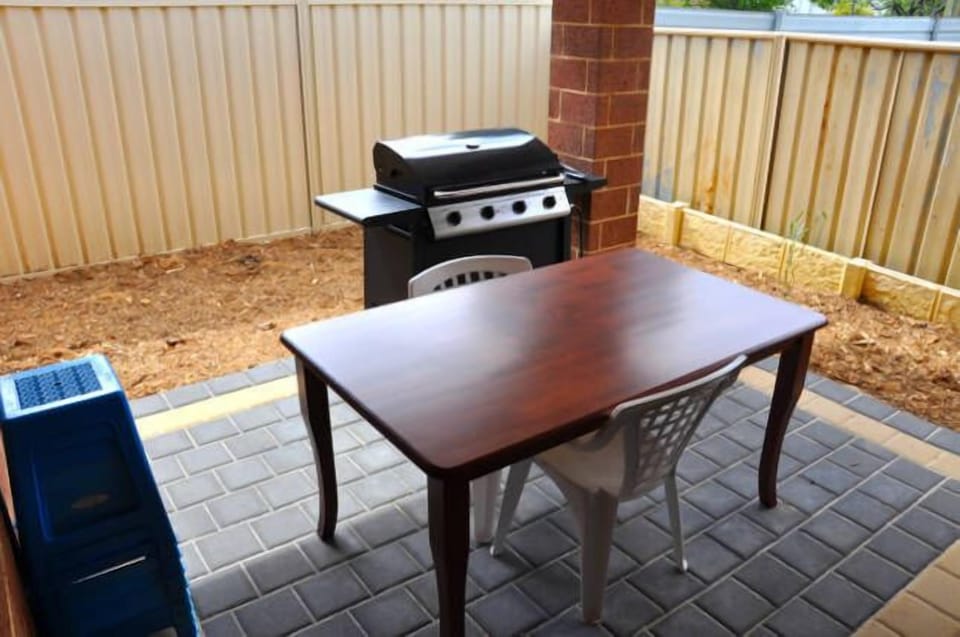 Alfresco
