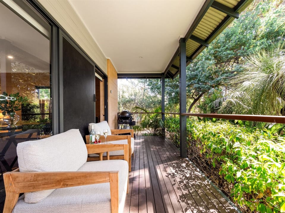 Aroha Private Back Deck