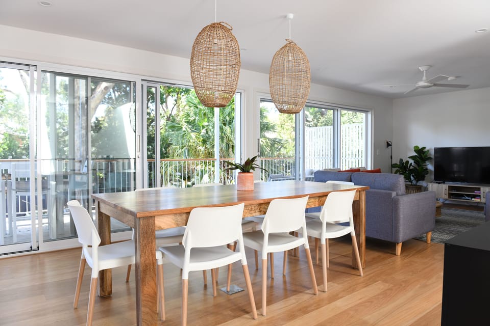 Large Dining table and seating for 8