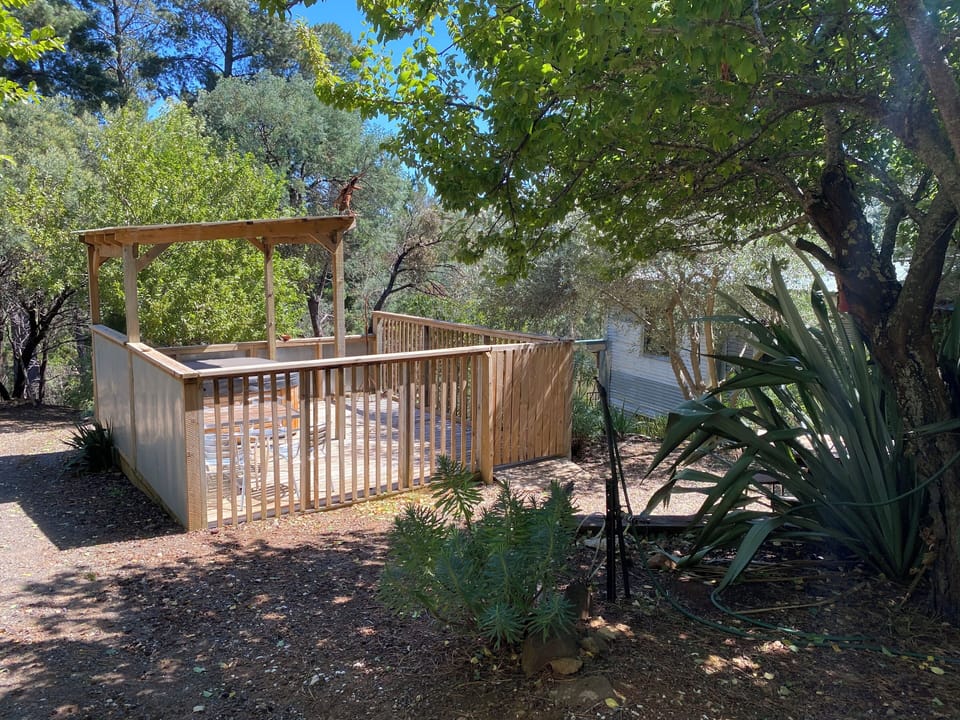 8 person hot tub in private gazebo