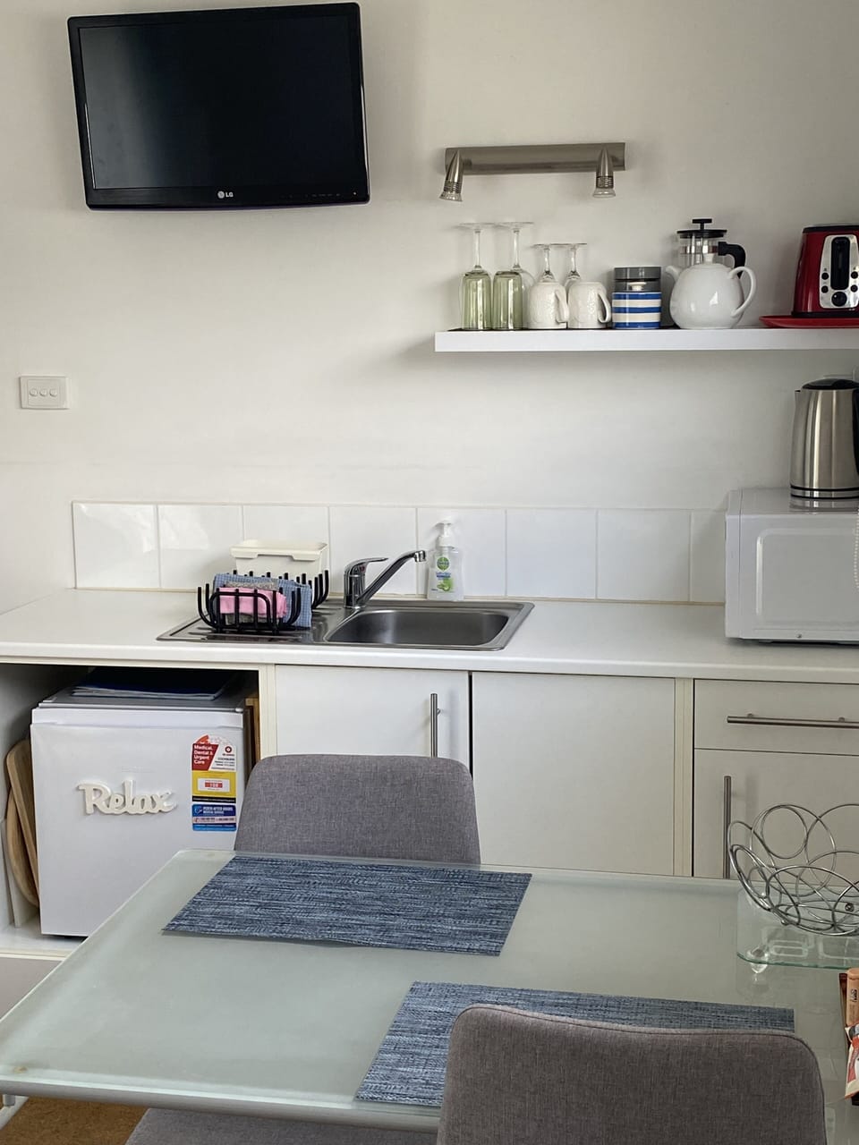 kitchenette for your cooking - hot plate, m/wave, toaster, electric frying pan