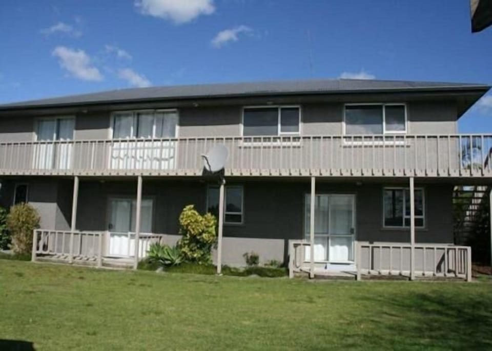 Cabrel Sea from the front