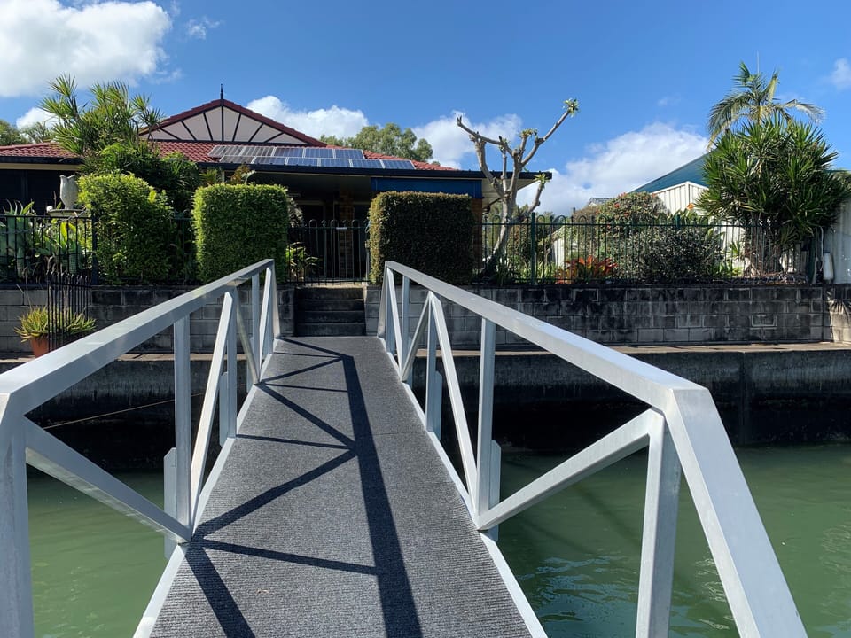 pontoon walkway