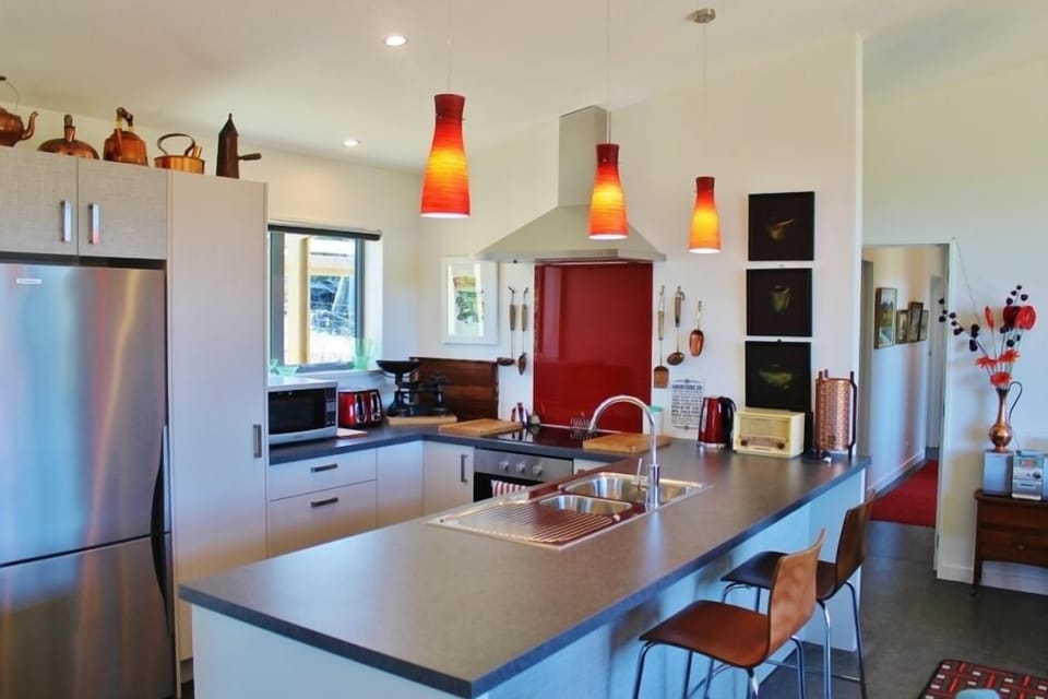 Ultra-modern kitchen. Arty domestic-ware