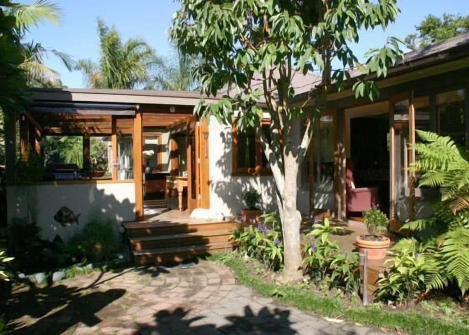 Rata Cottage