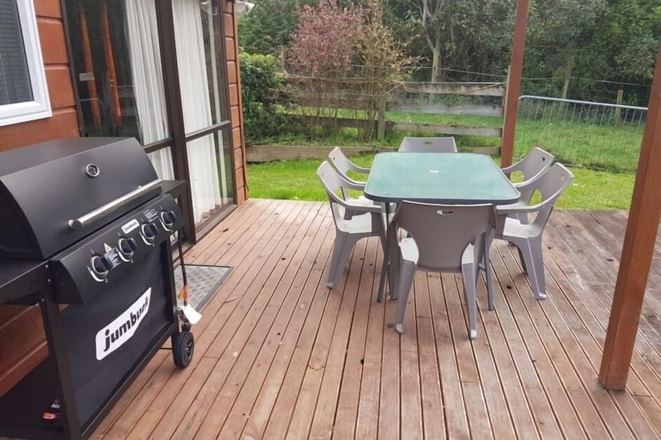 Undercover Cabin Deck