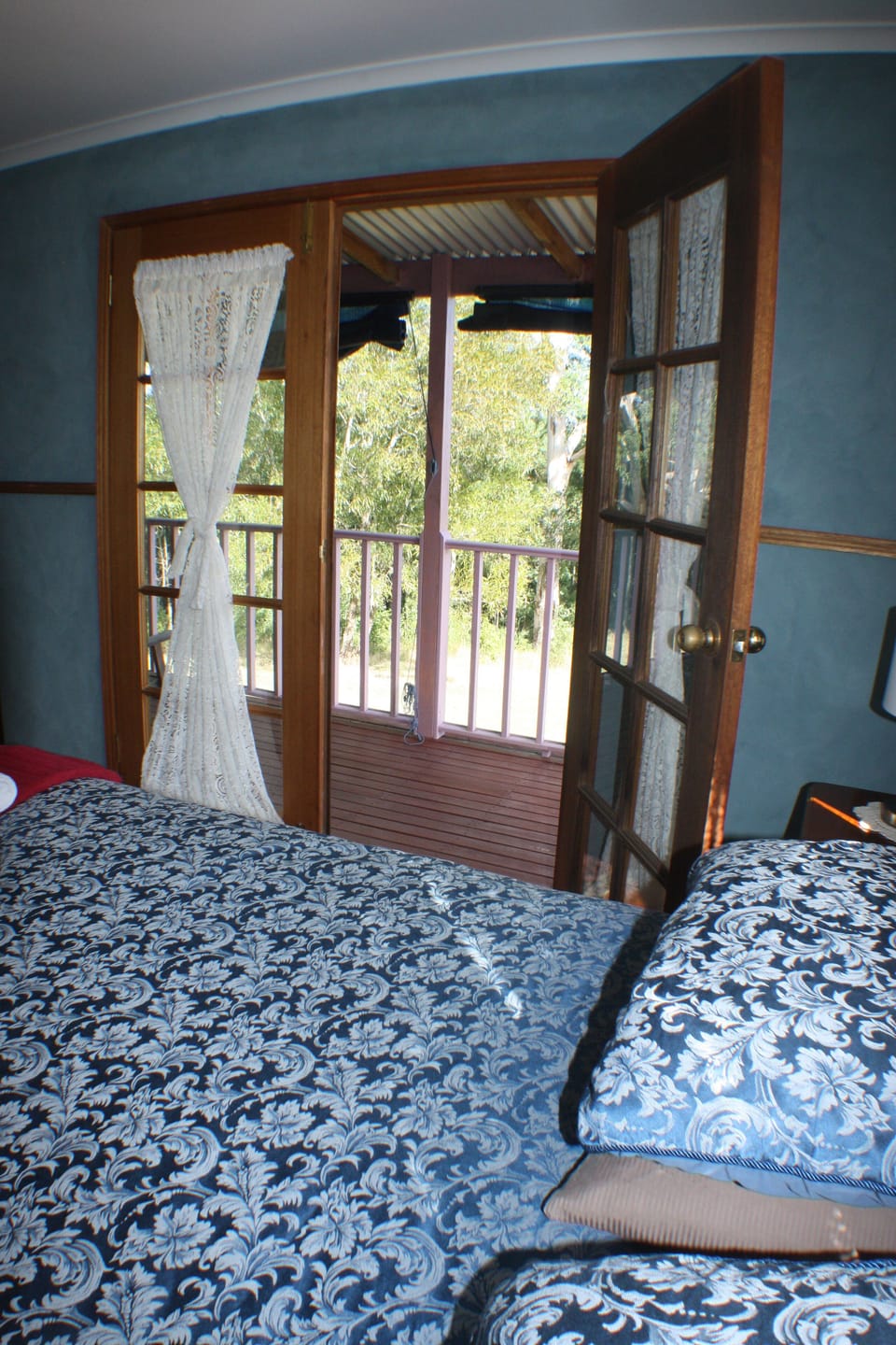 Lie in bed & listen to the birds or just enjoy the serenity.