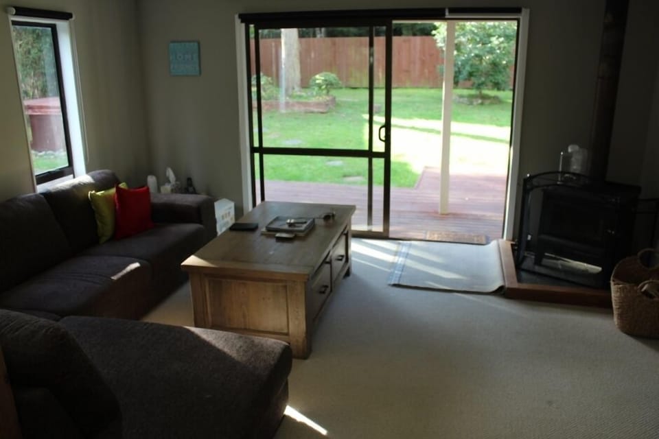 Lounge 3