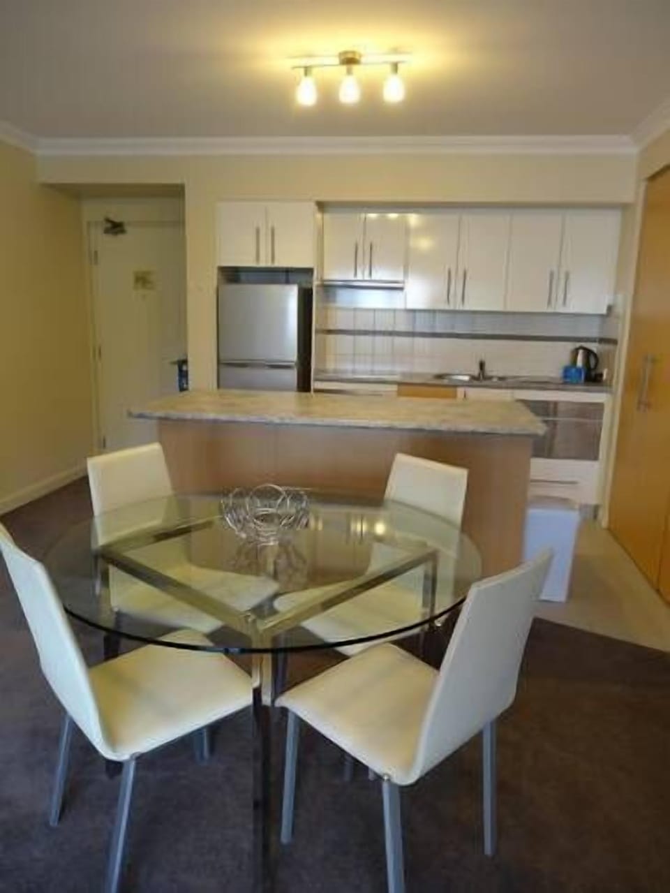 Full cooking facilities