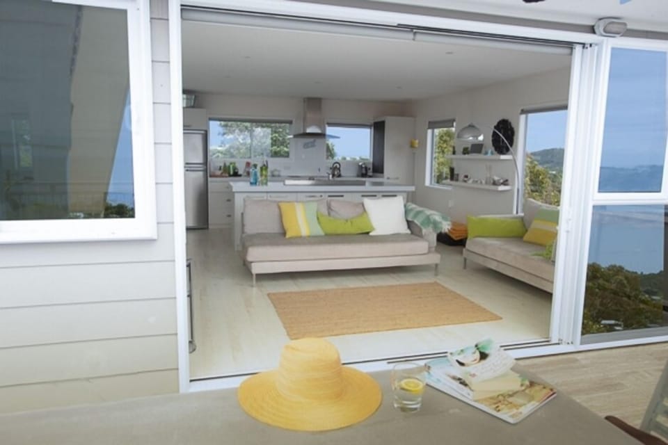 Indoor outdoor flow Waiheke home