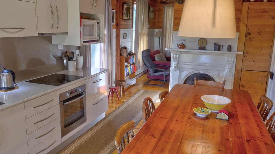 Kitchen and dining table