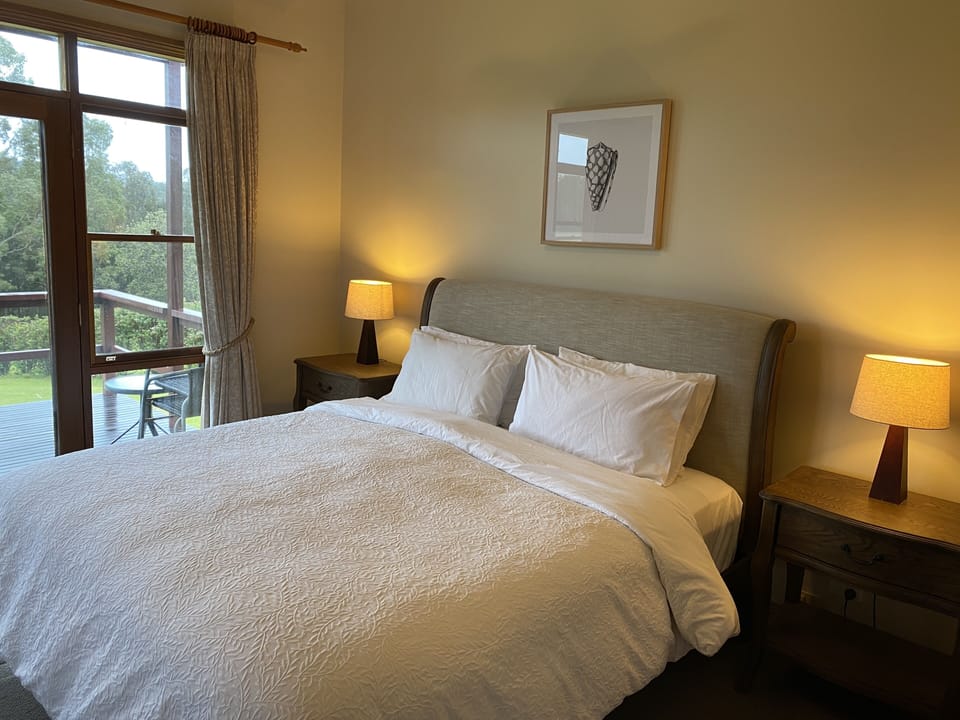 Master bedroom wih superb king bed