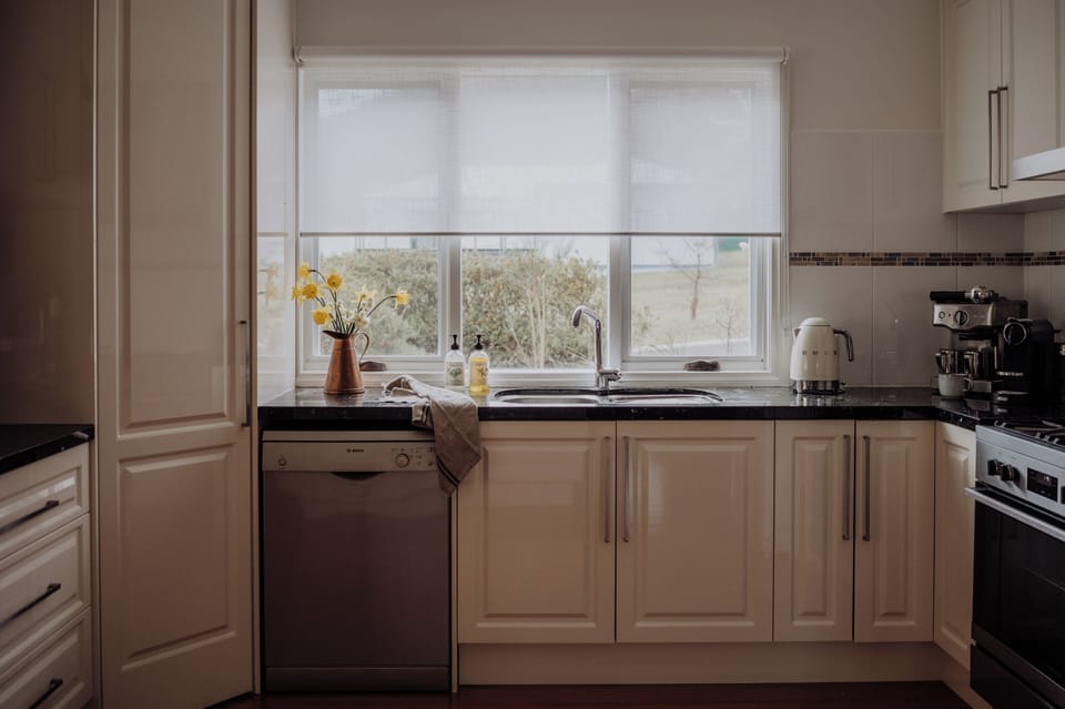 Fully equipped gourmet kitchen