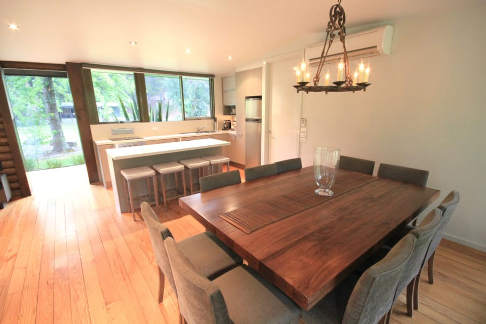 Kitchen/Meals - Play Shack 2
