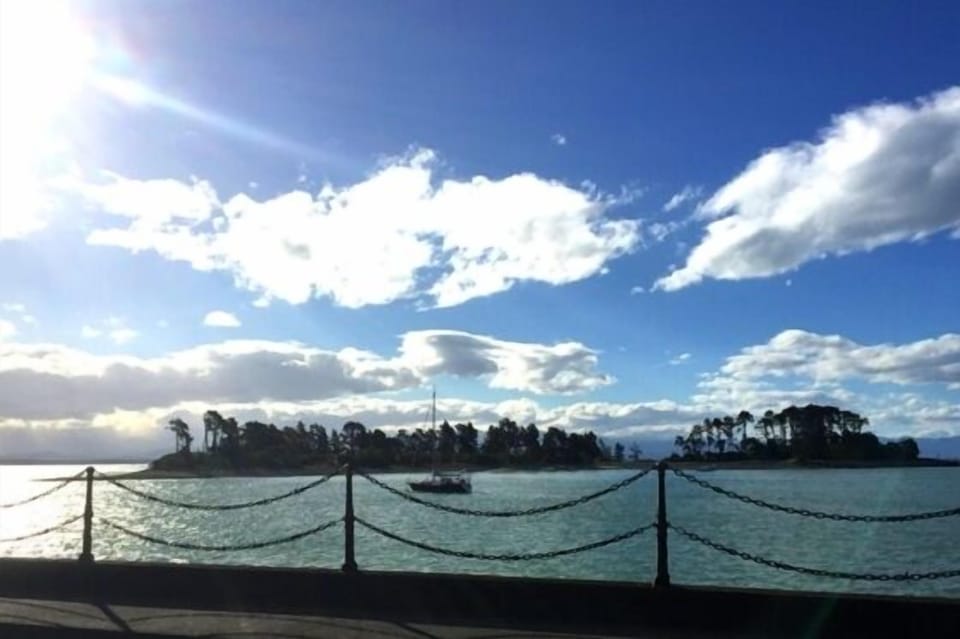 Rocks Road waterfront Nelson
