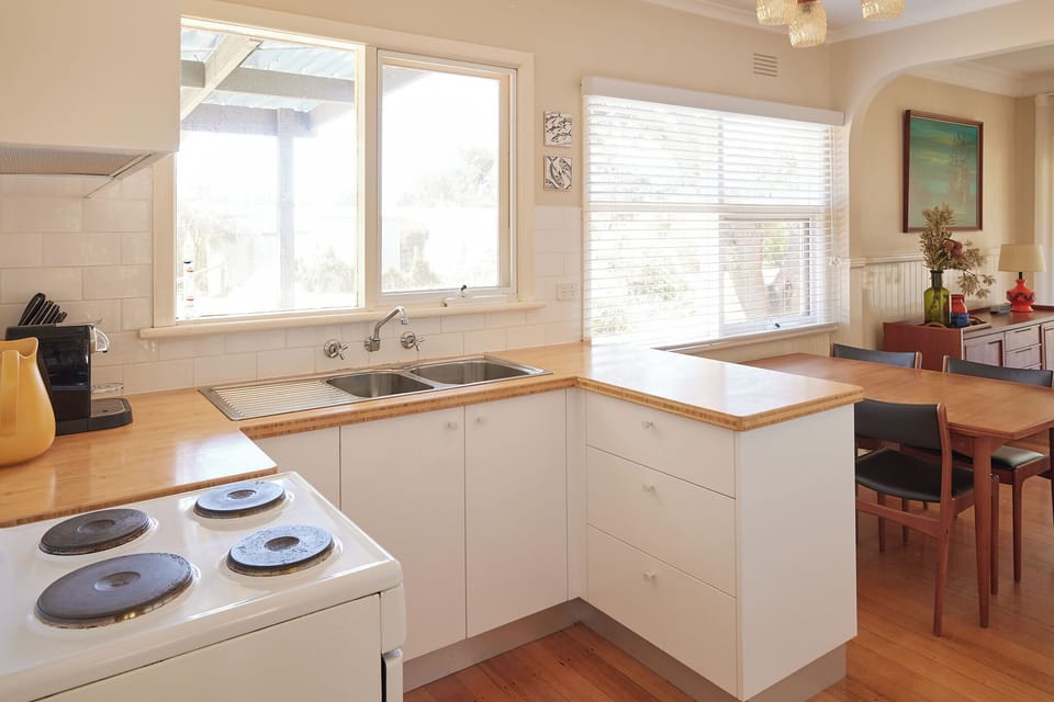 Light and bright practical work space