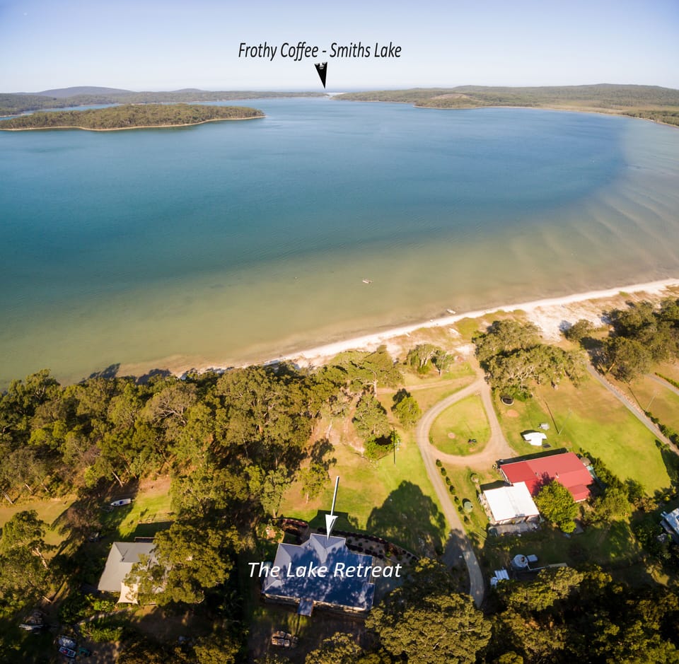 House location on Smiths Lake