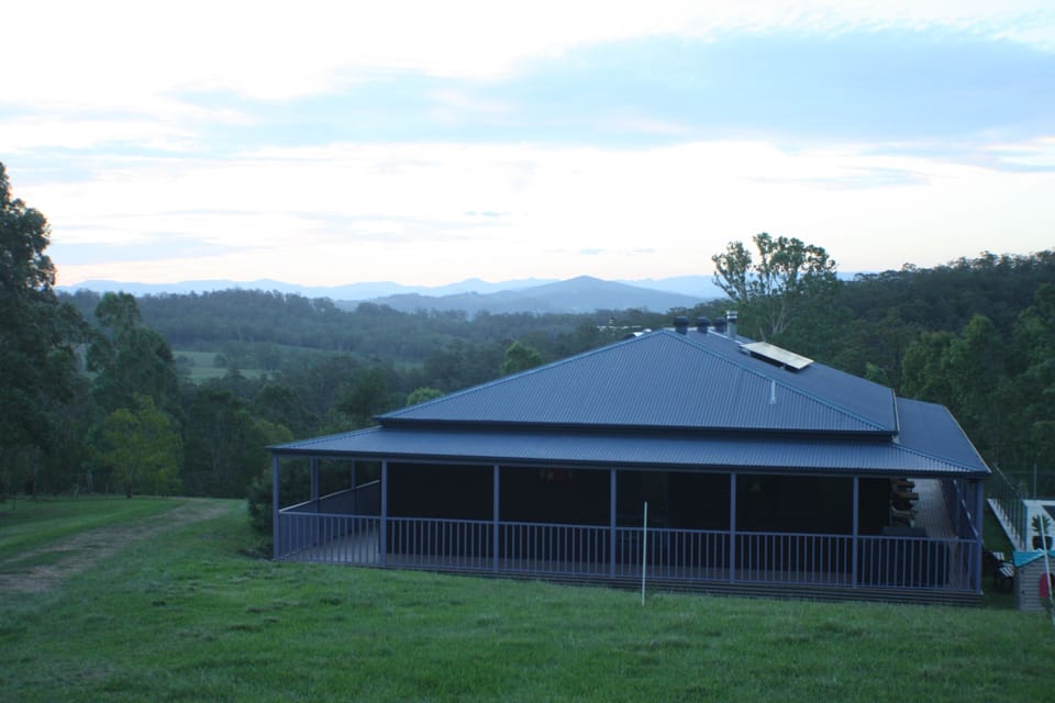 Magnificent views across to the Barrington Tops National Park.