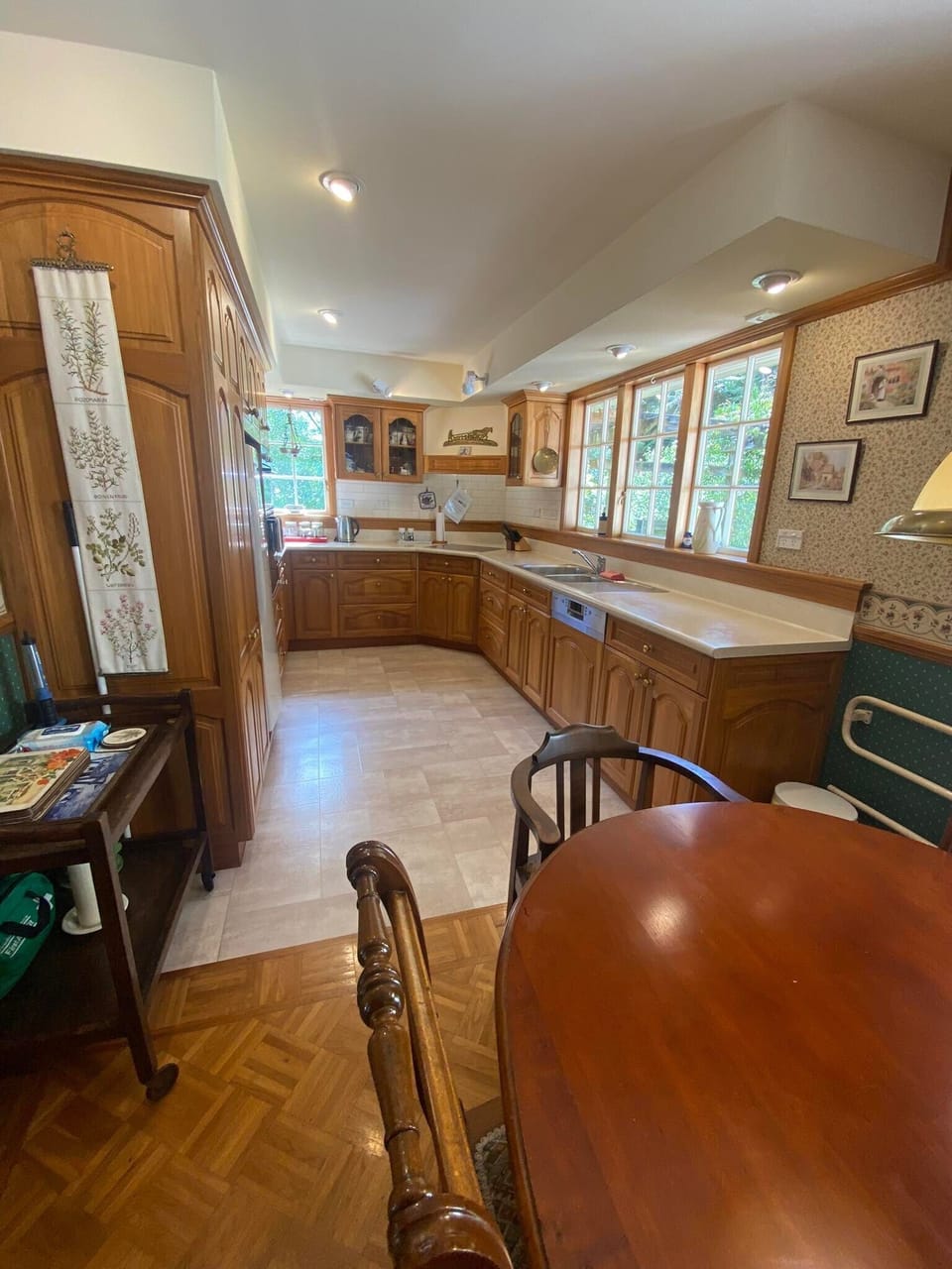 Beautiful solid rimu kitchen with breakfast table. 