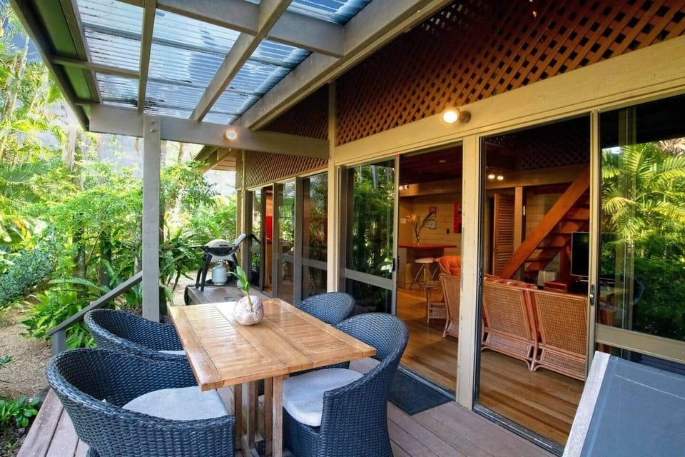 Banfield No 2 - Outdoor Patio