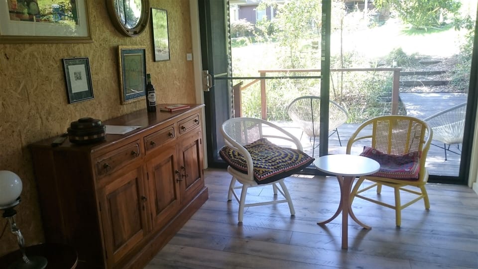 Another comfortable seating space