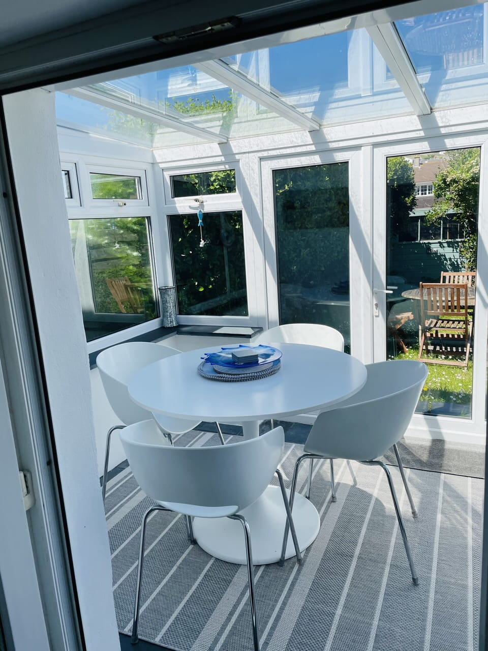 Dining (2 additional chairs available) 