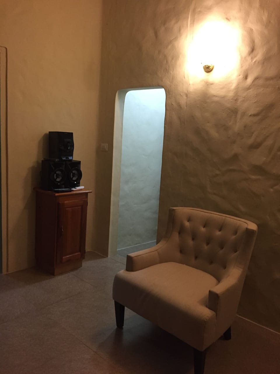 Living/dining area with stereo.