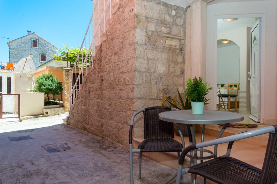 Apartment Emotha Trogir