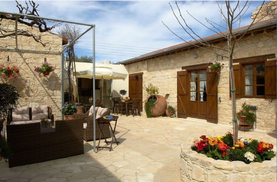 Common seating area