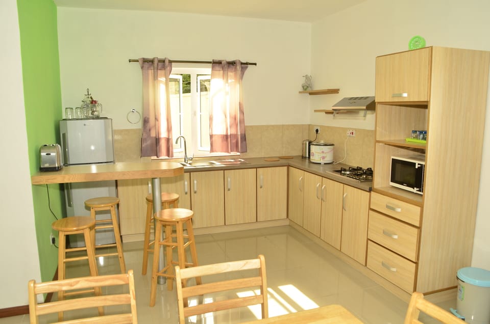 Fully equipped american kitchen 