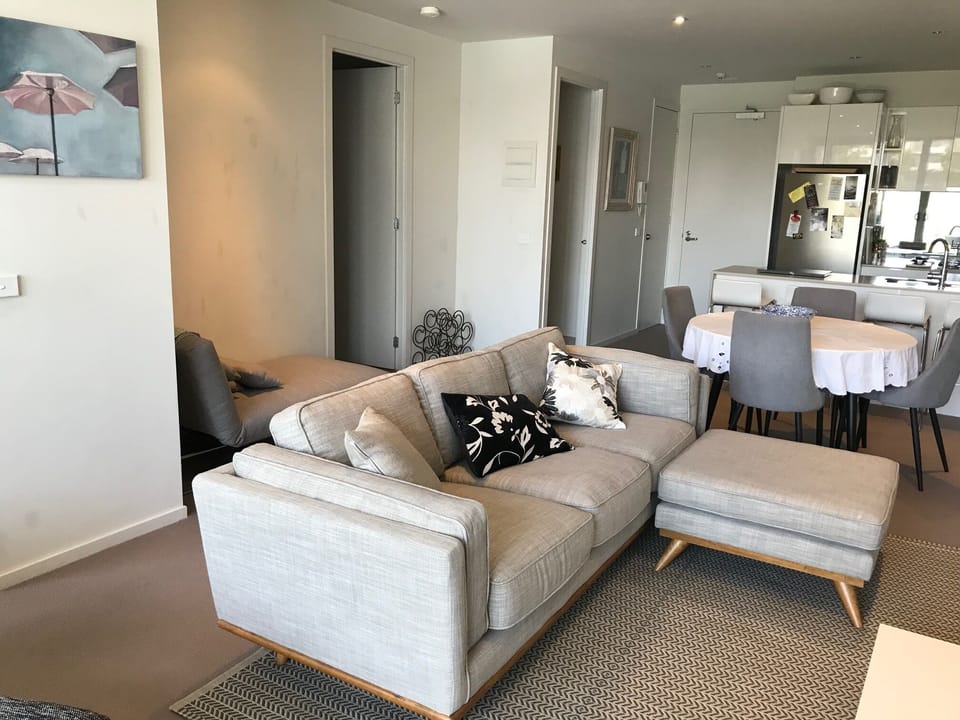 Comfortable furnishings with smart TV and Netflix