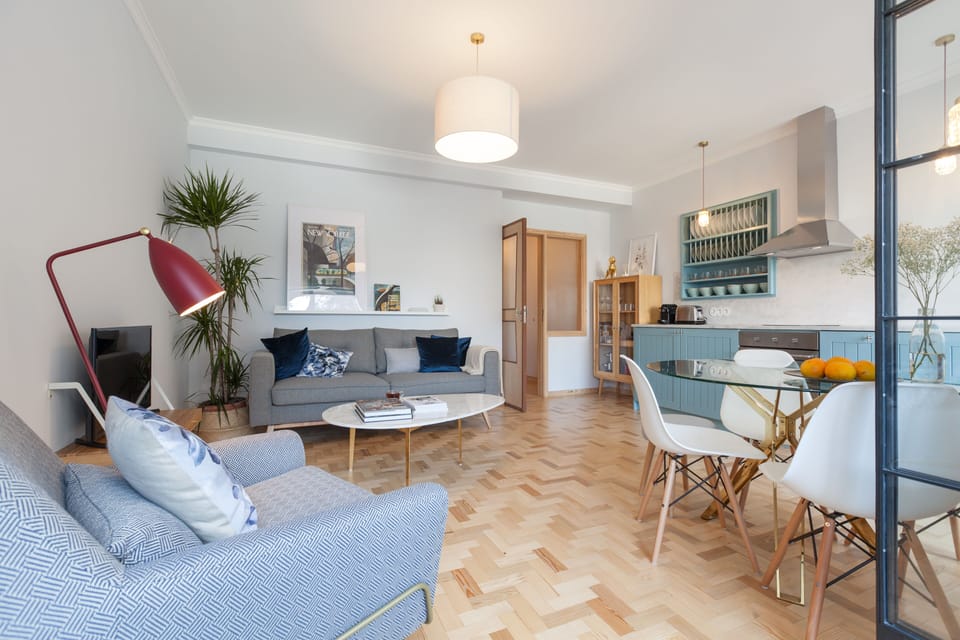 Living / Dining Area