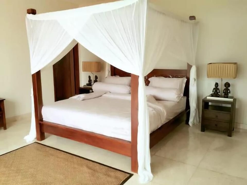 Relaxing Villa on the Hill of Nusa Dua