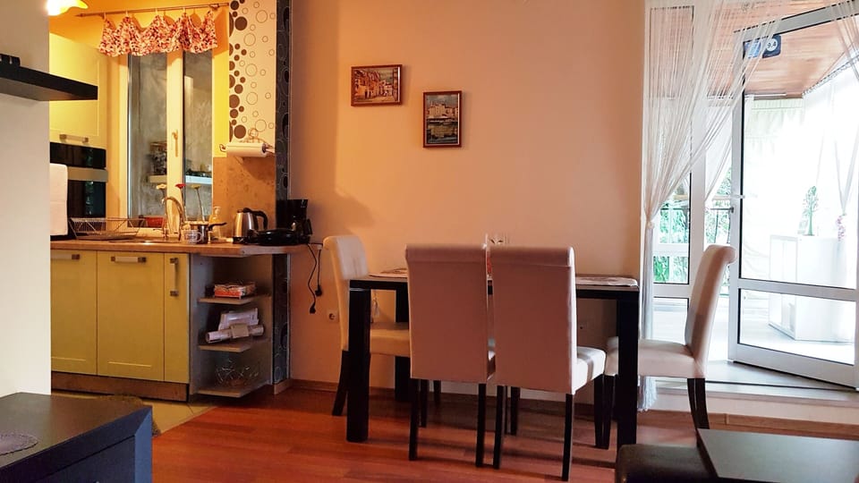 Living room - sitting area