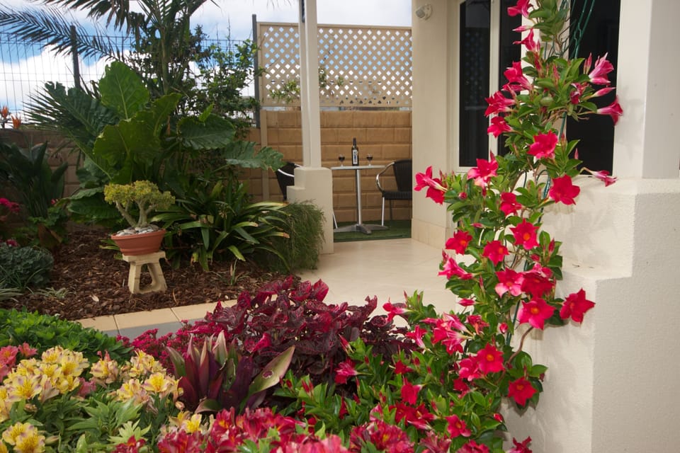 Enjoy your own private outdoor garden setting!