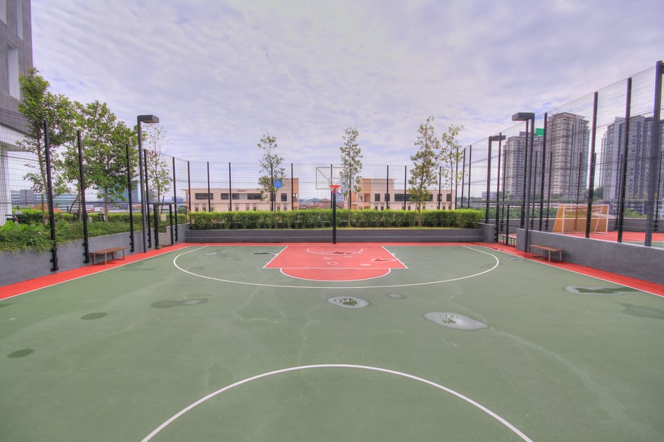 Sport court
