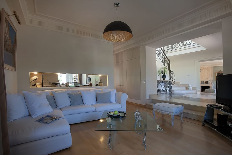 Living room 2