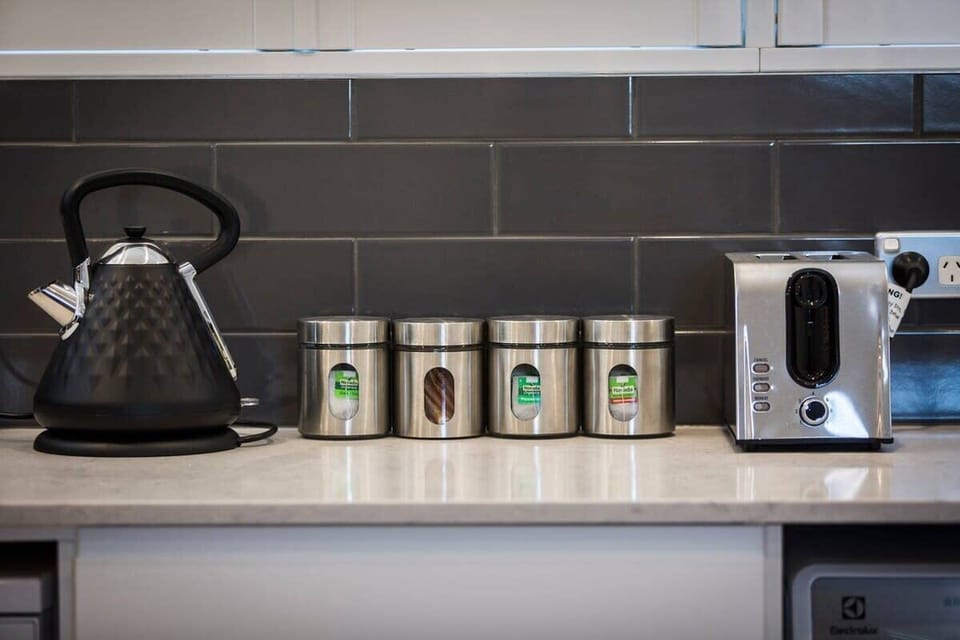 Coffee and tea provided