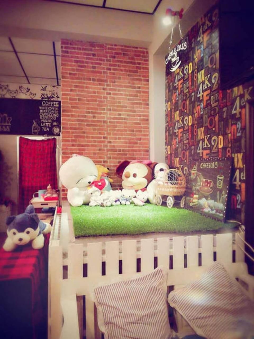 CAFE1018 HOMESTAY