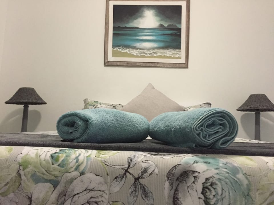 Main bedroom with towles provided