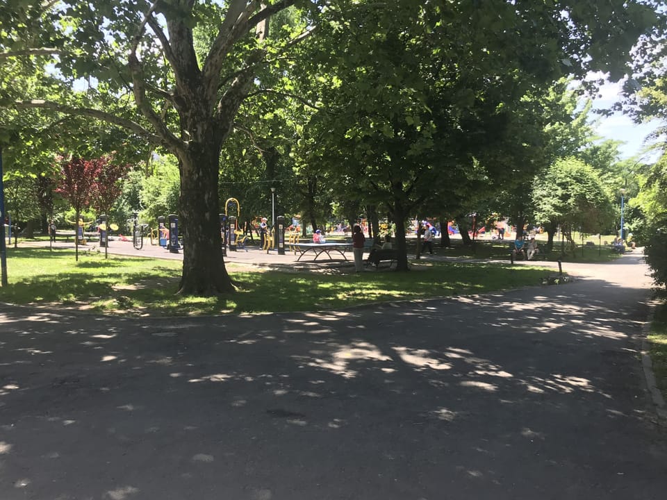 Circle Globus Park