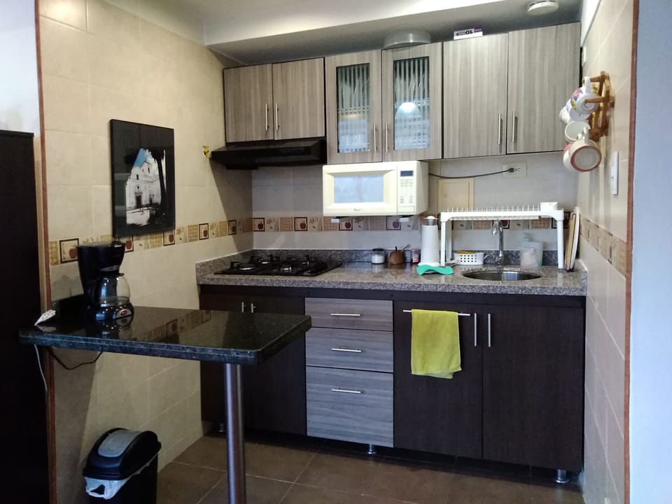 Kitchen / cocina