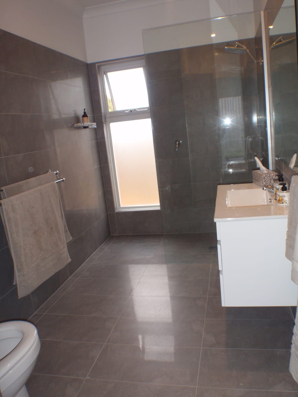 Main Bathroom